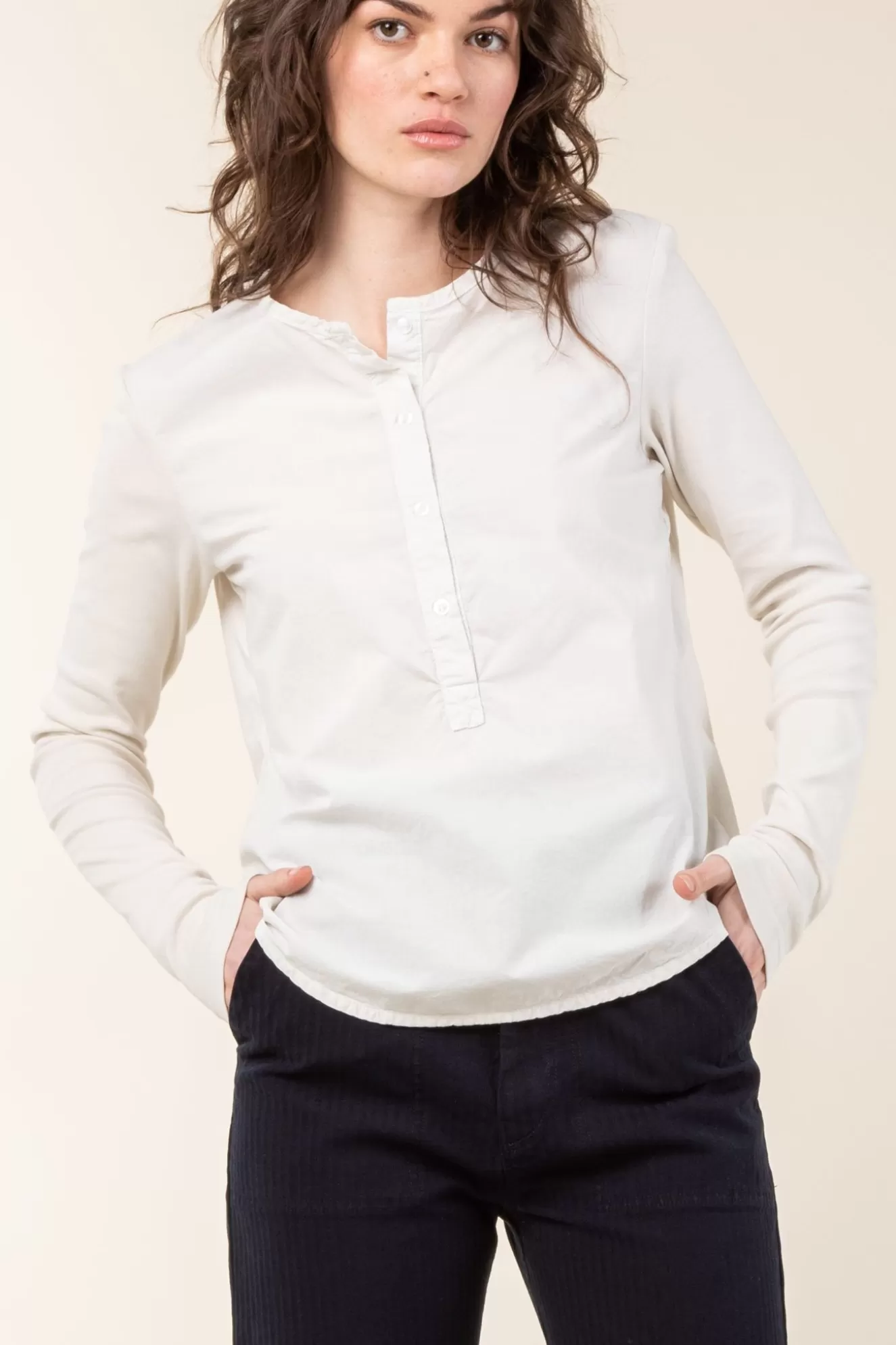 Sale Apt Henley In Oyster Women Tops