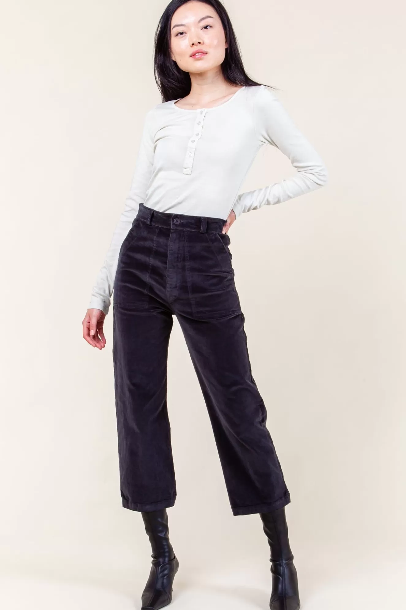 Fashion Boiler Cords In Graphite Women Bottoms