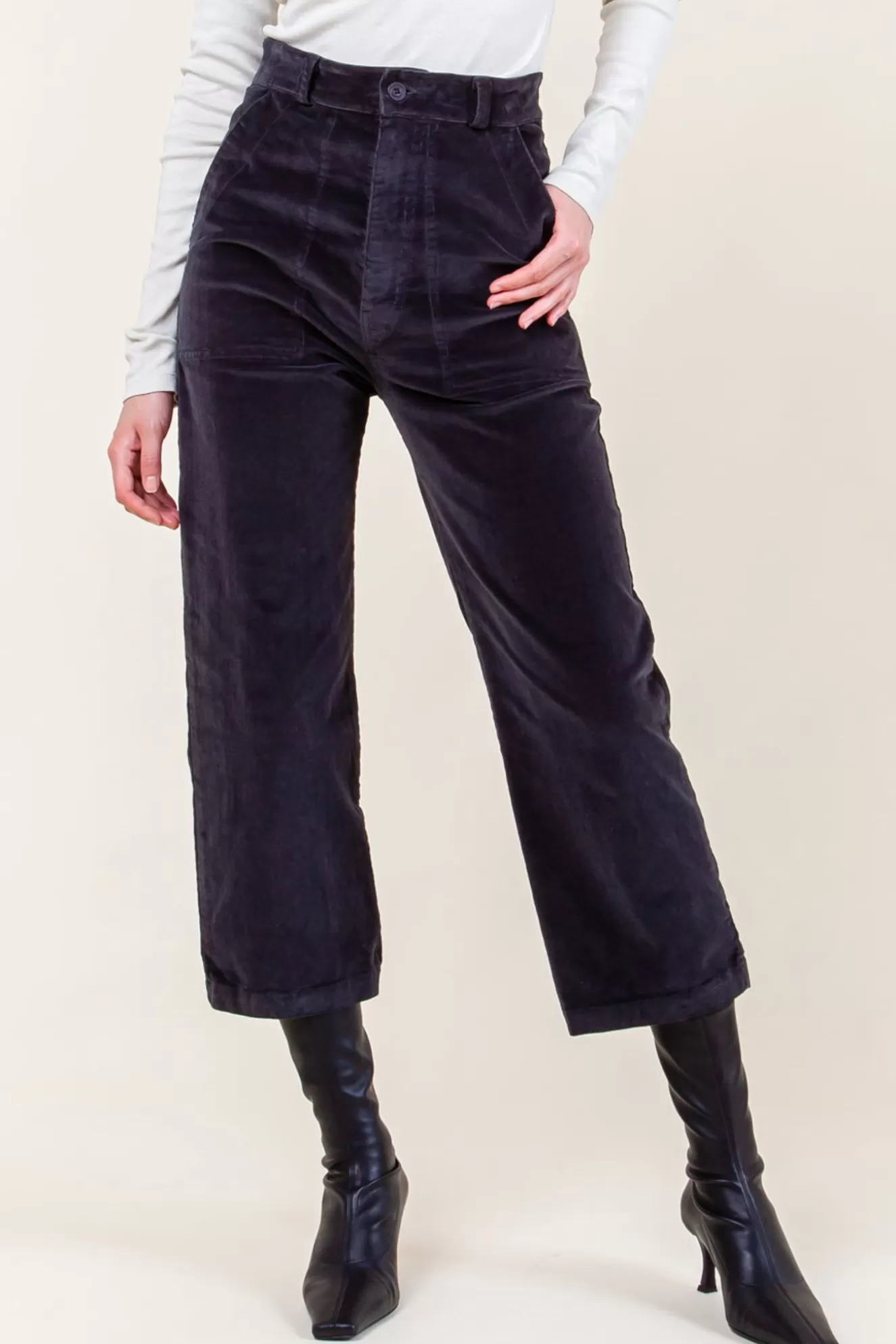 Fashion Boiler Cords In Graphite Women Bottoms