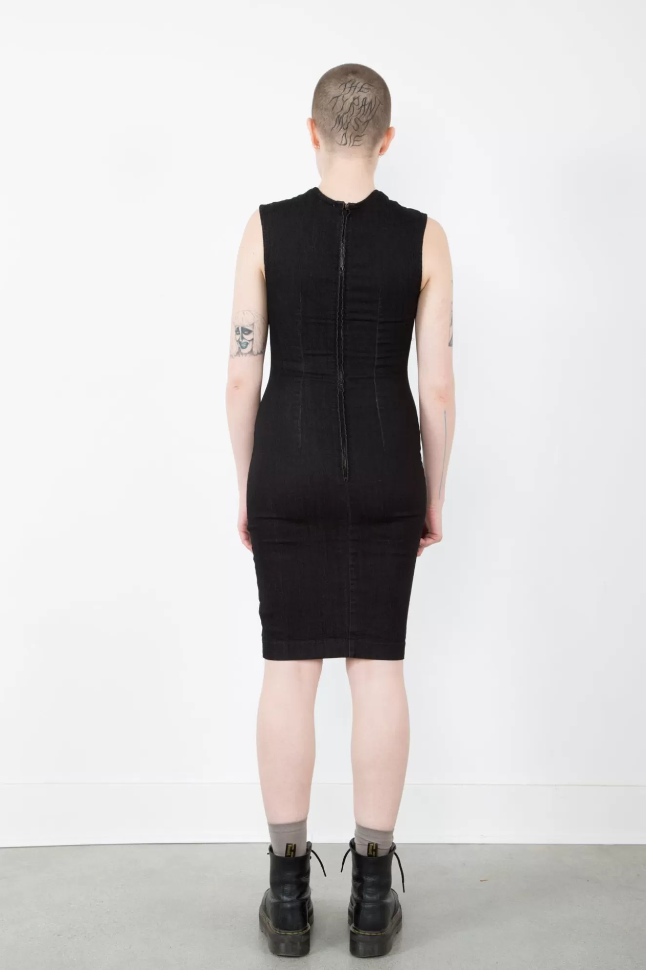 Online Critical Line In Black Denim Women Dresses