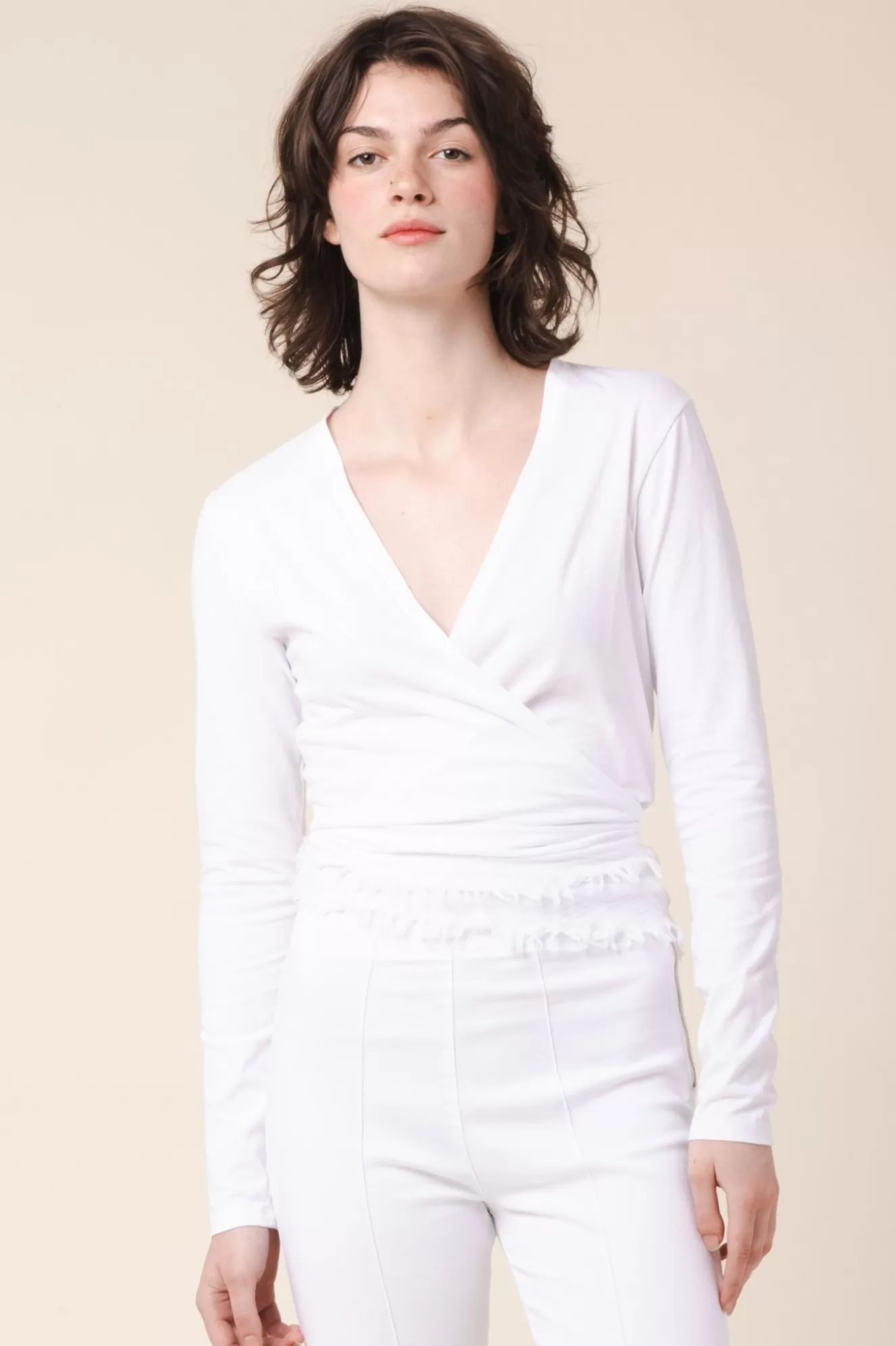 Store Feather Wrap In White Women Tops