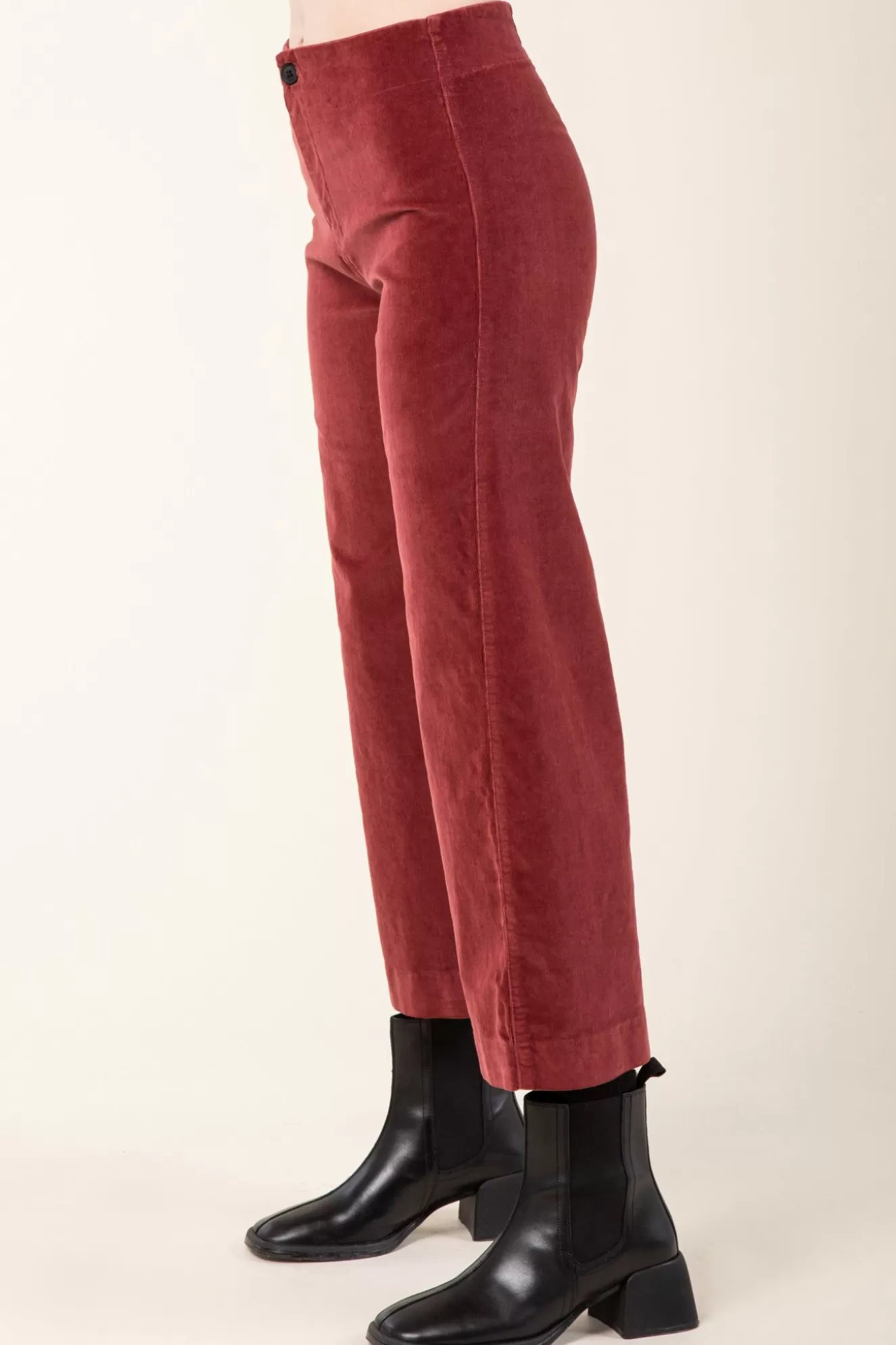 Discount Knack Cords In Oxblood Women Bottoms