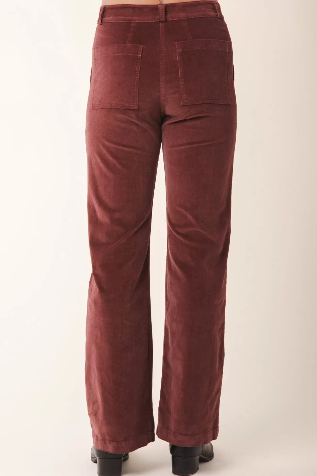 Store Pop Cords In Redwood Women Bottoms