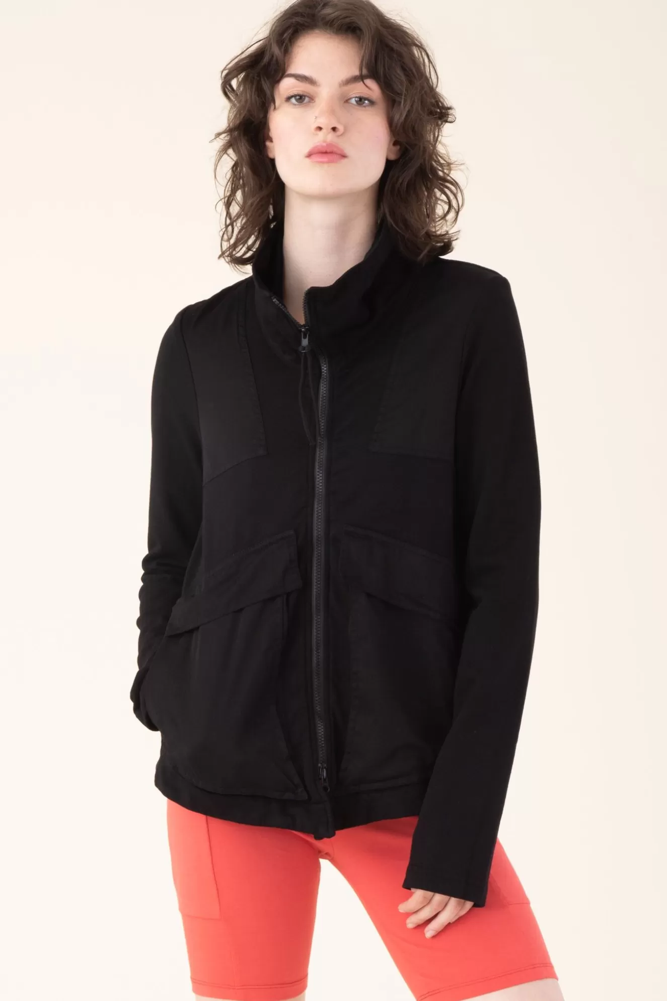 New The Hunter In Black Women Outerwear